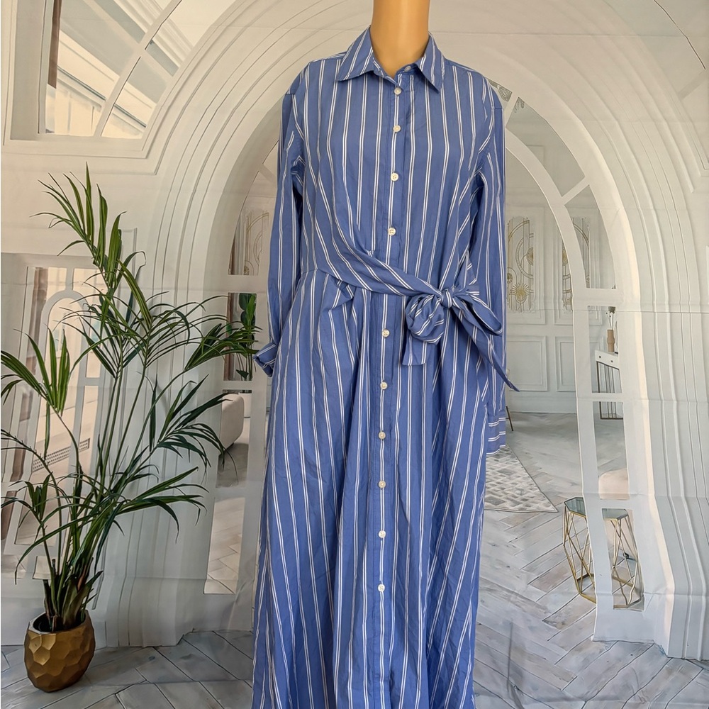 Blue elegant dress